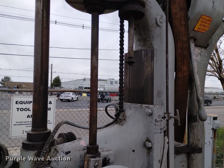 image for item EO9967 Drill press