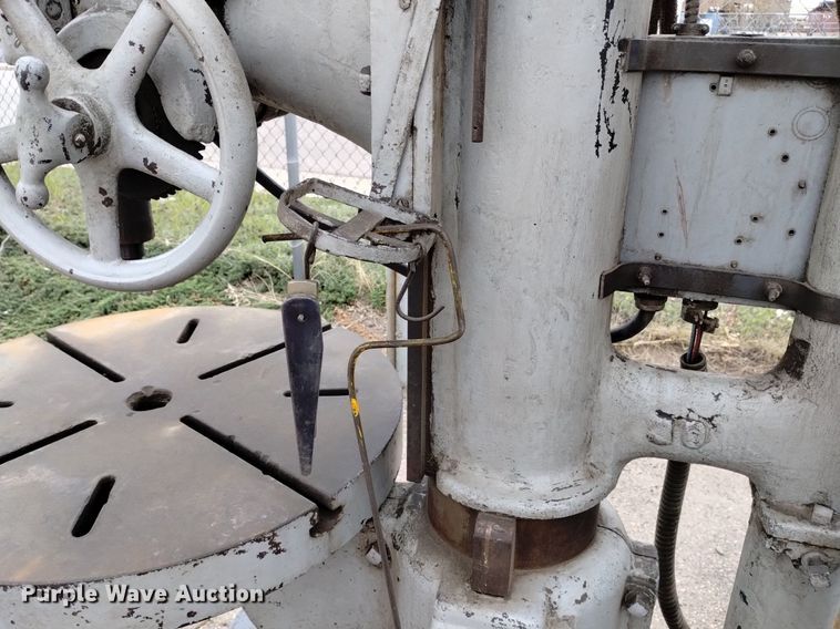 image for item EO9967 Drill press