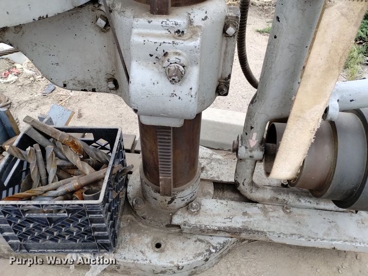 image for item EO9967 Drill press