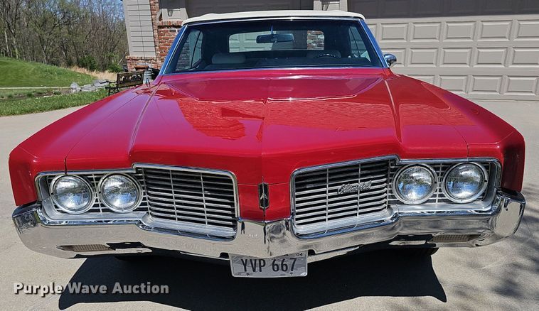 image for item IO9911 1969 Oldsmobile Delta 88 convertible