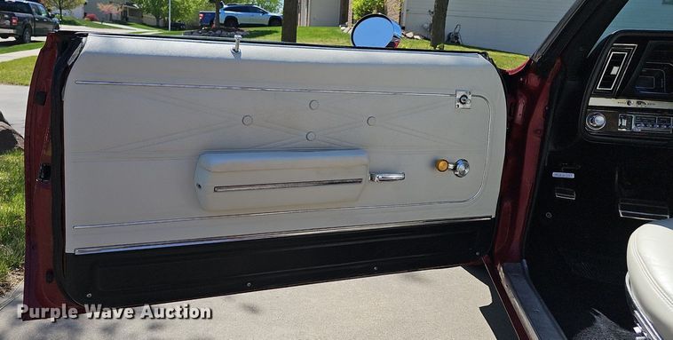 image for item IO9911 1969 Oldsmobile Delta 88 convertible