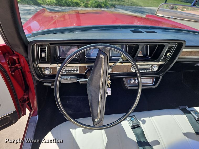 image for item IO9911 1969 Oldsmobile Delta 88 convertible