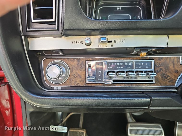 image for item IO9911 1969 Oldsmobile Delta 88 convertible