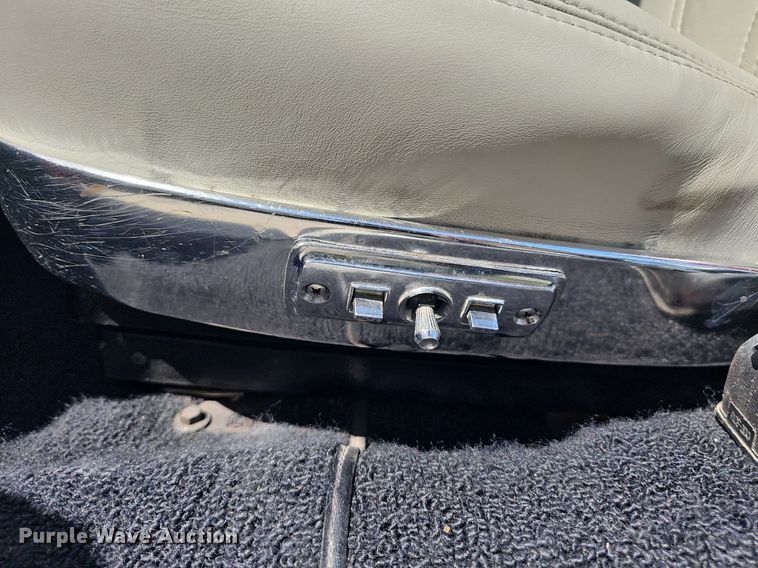 image for item IO9911 1969 Oldsmobile Delta 88 convertible