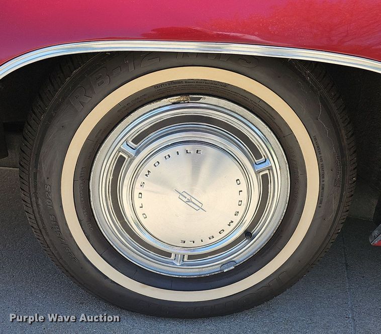 image for item IO9911 1969 Oldsmobile Delta 88 convertible