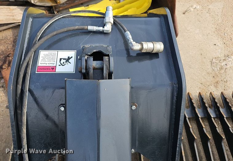 image for item IO9921 Stout HD72-3-OPEN skid steer rock grapple bucket