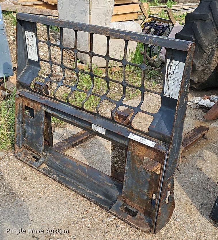 image for item IO9922 Bobcat 42