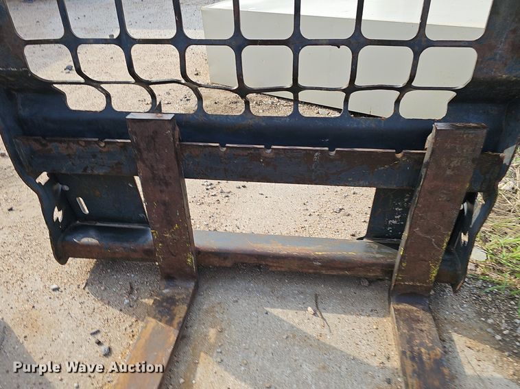 image for item IO9922 Bobcat 42