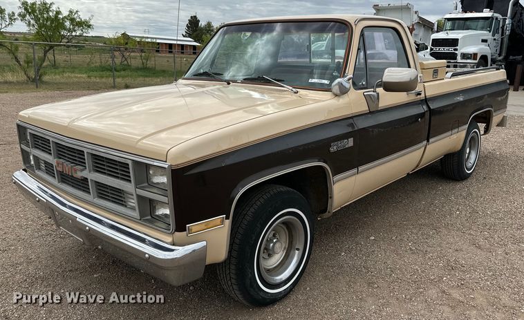 image for item JT9050 1984 GMC Sierra C1500 pickup truck