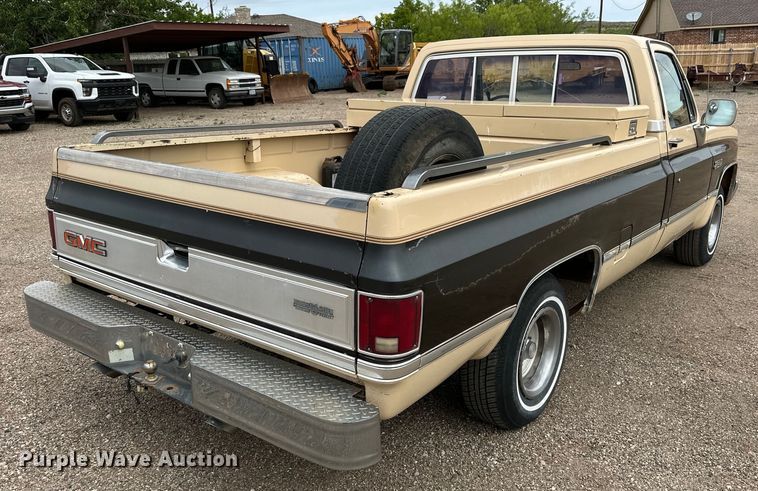 image for item JT9050 1984 GMC Sierra C1500 pickup truck