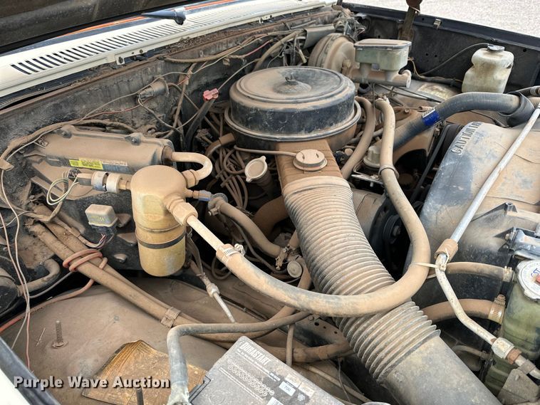 image for item JT9050 1984 GMC Sierra C1500 pickup truck