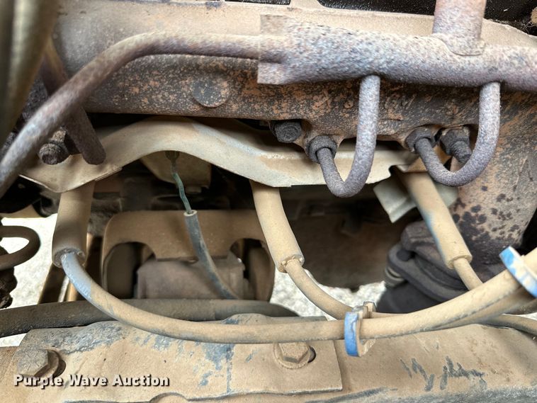 image for item JT9050 1984 GMC Sierra C1500 pickup truck