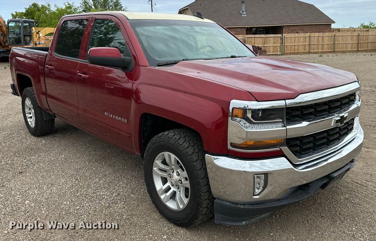 image for item JT9052 2018 Chevrolet Silverado 1500 Crew Cab pickup truck