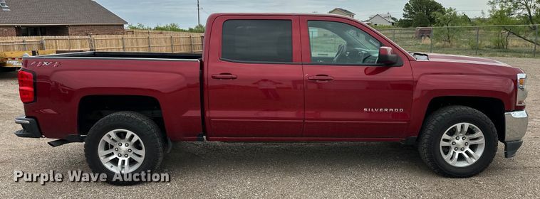 image for item JT9052 2018 Chevrolet Silverado 1500 Crew Cab pickup truck