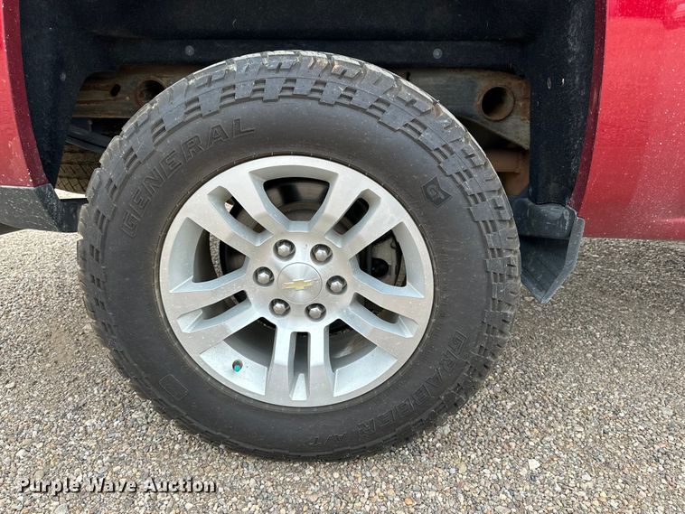 image for item JT9052 2018 Chevrolet Silverado 1500 Crew Cab pickup truck