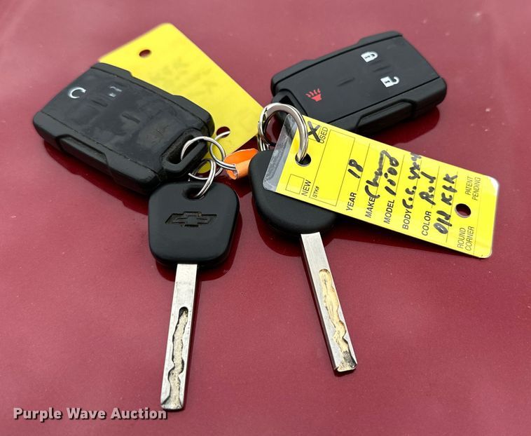 image for item JT9052 2018 Chevrolet Silverado 1500 Crew Cab pickup truck