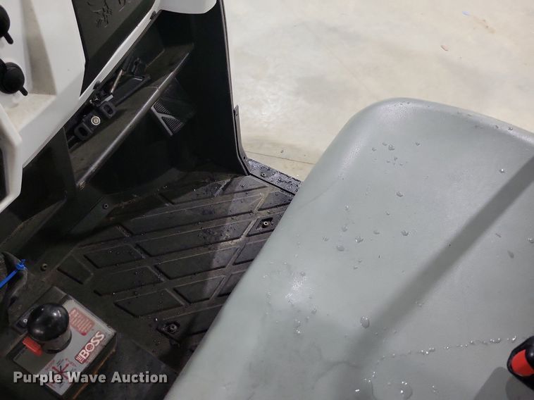 image for item KB9097 2016 Bobcat 3400 utility vehicle