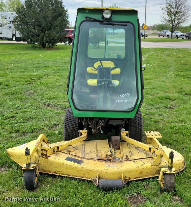 image for item KB9101 John Deere F935 lawn mower