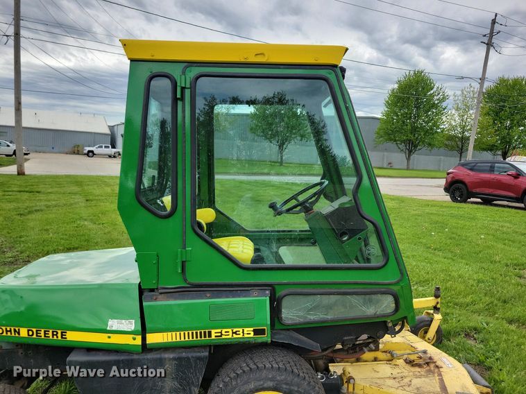 image for item KB9101 John Deere F935 lawn mower