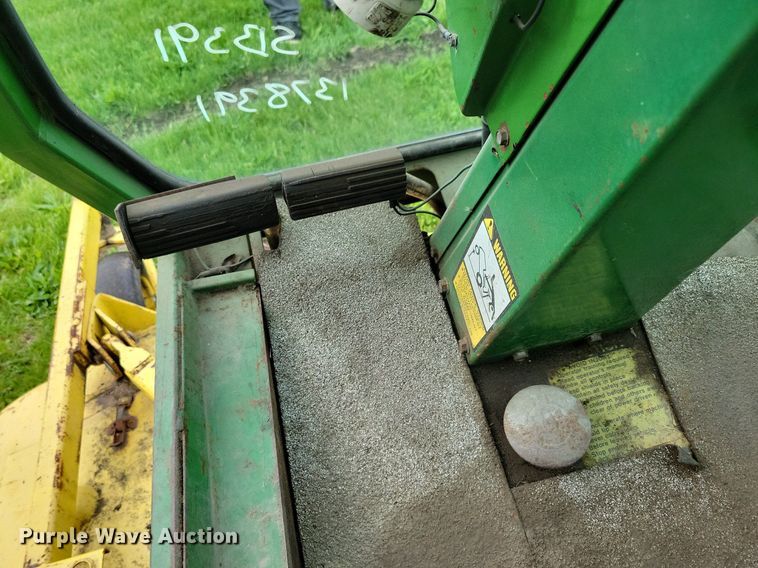 image for item KB9101 John Deere F935 lawn mower