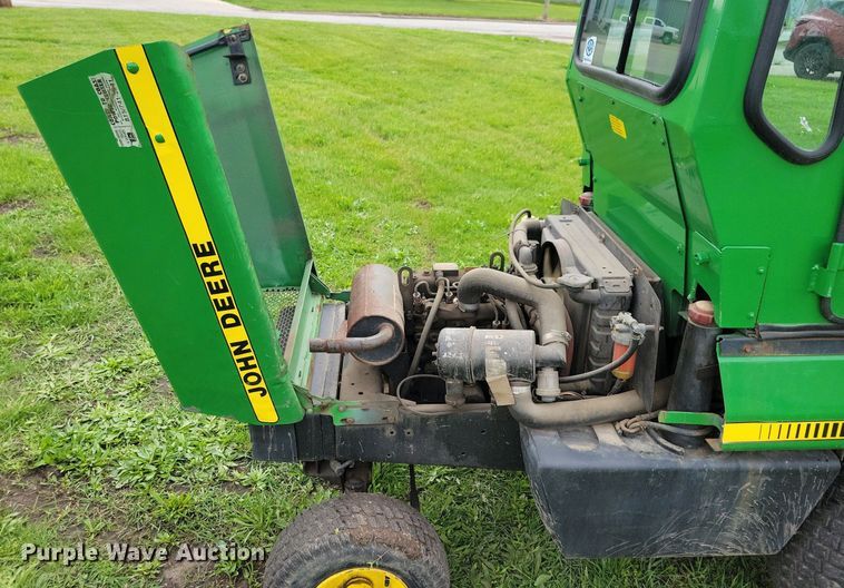 image for item KB9101 John Deere F935 lawn mower