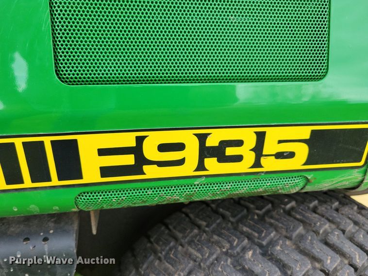 image for item KB9101 John Deere F935 lawn mower