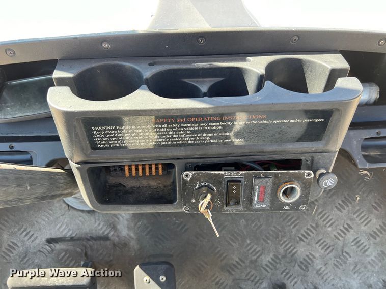 image for item KV9773 Golf cart