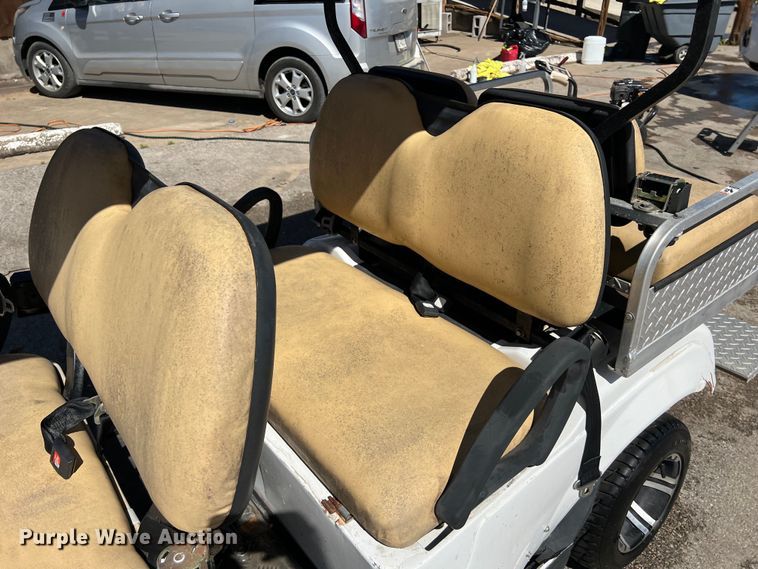 image for item KV9773 Golf cart