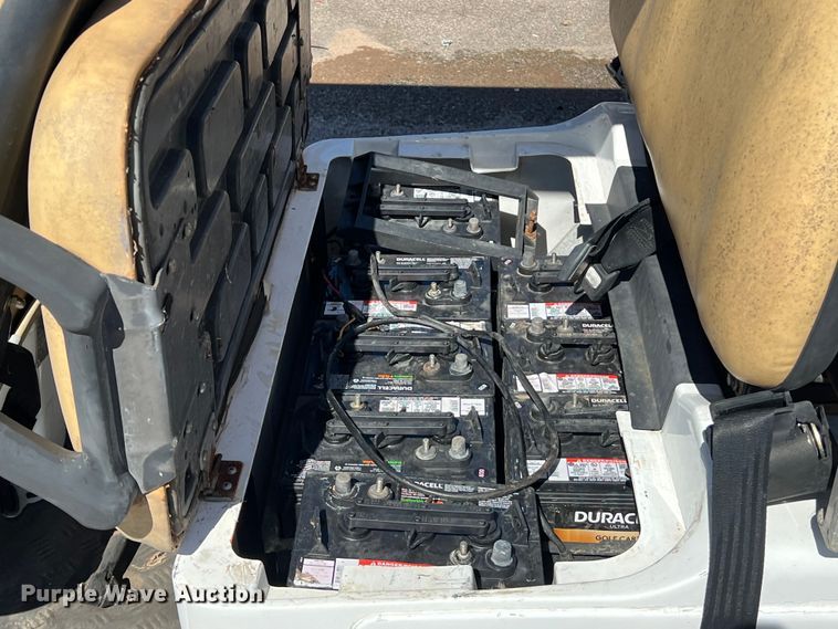 image for item KV9773 Golf cart