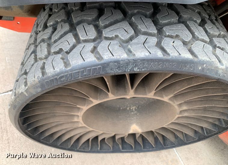 image for item KX9995 2022 Kubota Z781i ZTR lawn mower