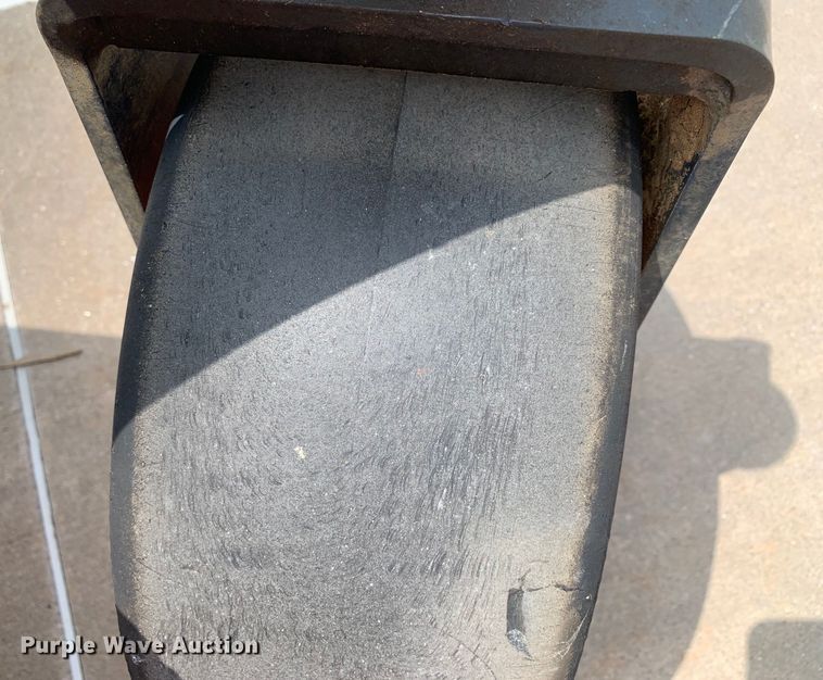 image for item KX9996 2022 Kubota ZD1211 ZTR lawn mower