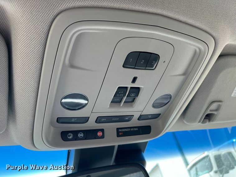 image for item LD9519 2013 Cadillac  XTS 