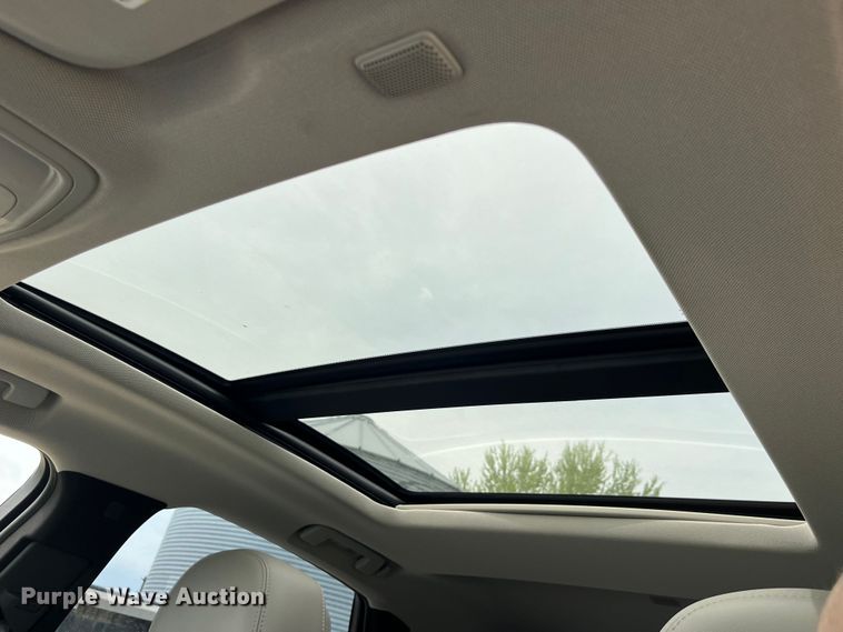 image for item LD9519 2013 Cadillac  XTS 