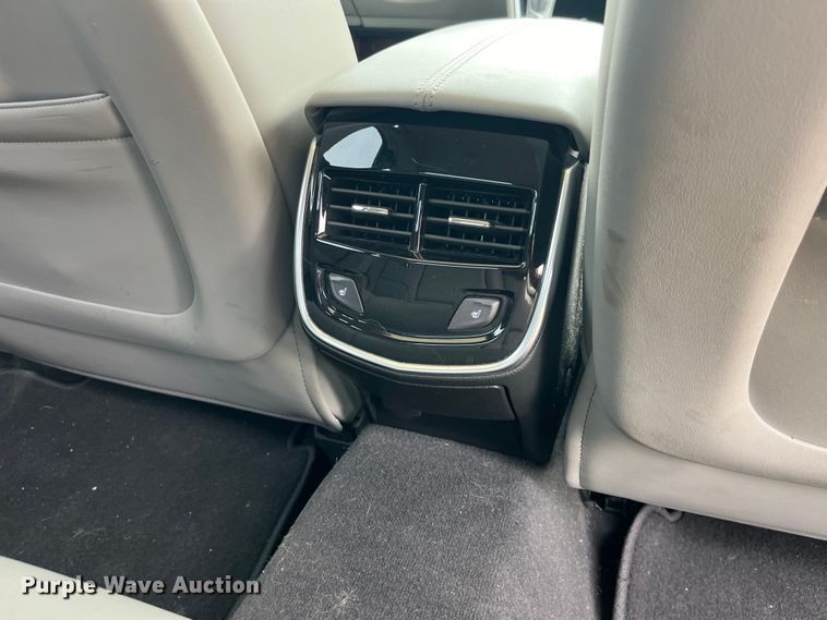 image for item LD9519 2013 Cadillac  XTS 