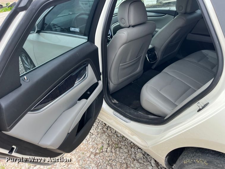 image for item LD9519 2013 Cadillac  XTS 