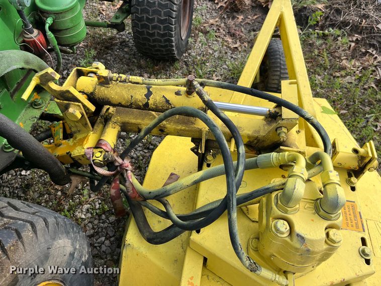 image for item LD9528 Howard Price 1040 lawn mower