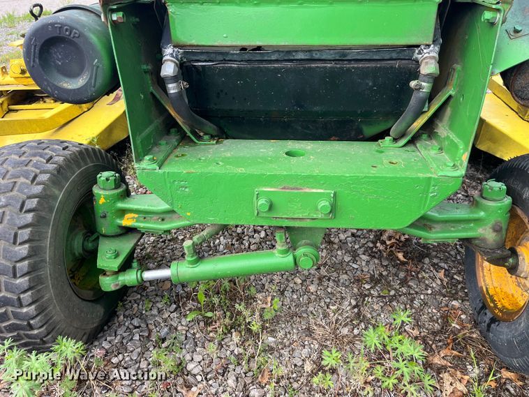 image for item LD9528 Howard Price 1040 lawn mower