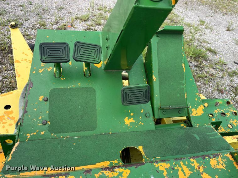 image for item LD9528 Howard Price 1040 lawn mower