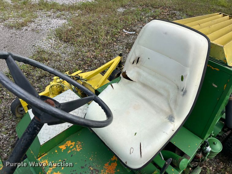 image for item LD9528 Howard Price 1040 lawn mower