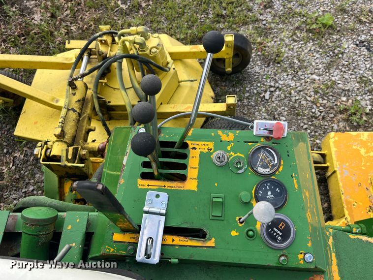 image for item LD9528 Howard Price 1040 lawn mower