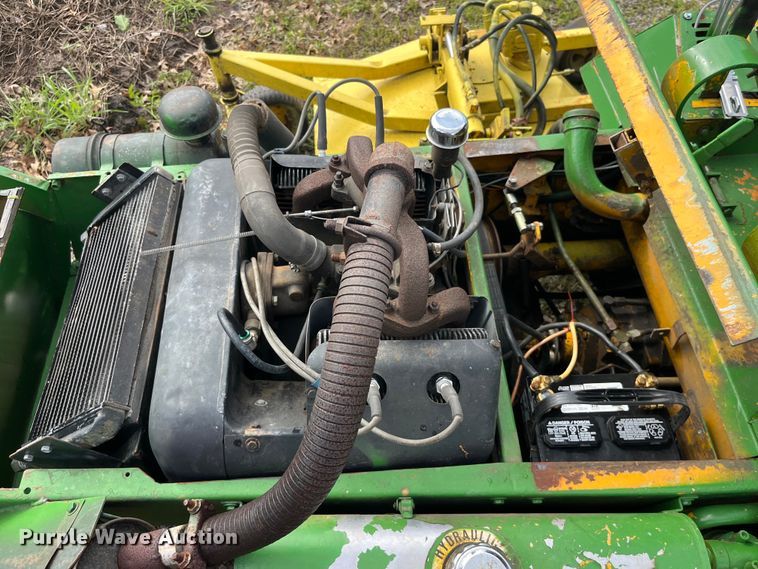 image for item LD9528 Howard Price 1040 lawn mower