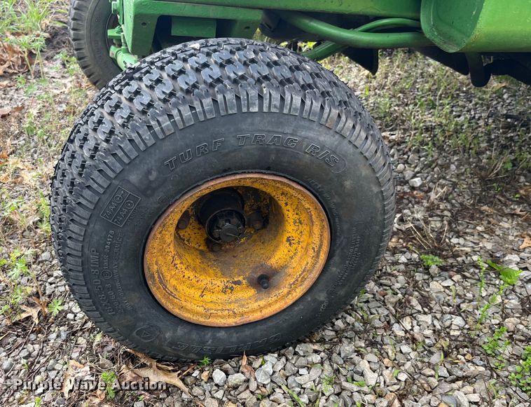 image for item LD9528 Howard Price 1040 lawn mower