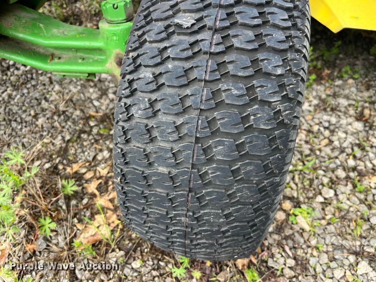 image for item LD9528 Howard Price 1040 lawn mower