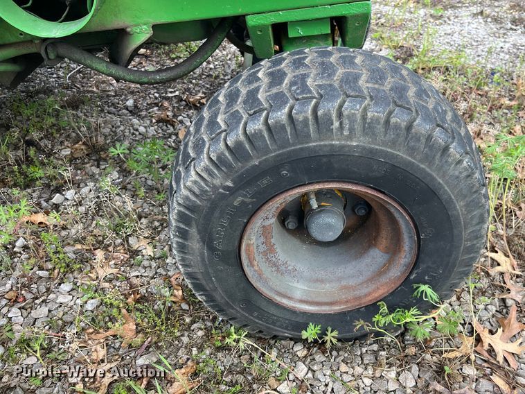 image for item LD9528 Howard Price 1040 lawn mower