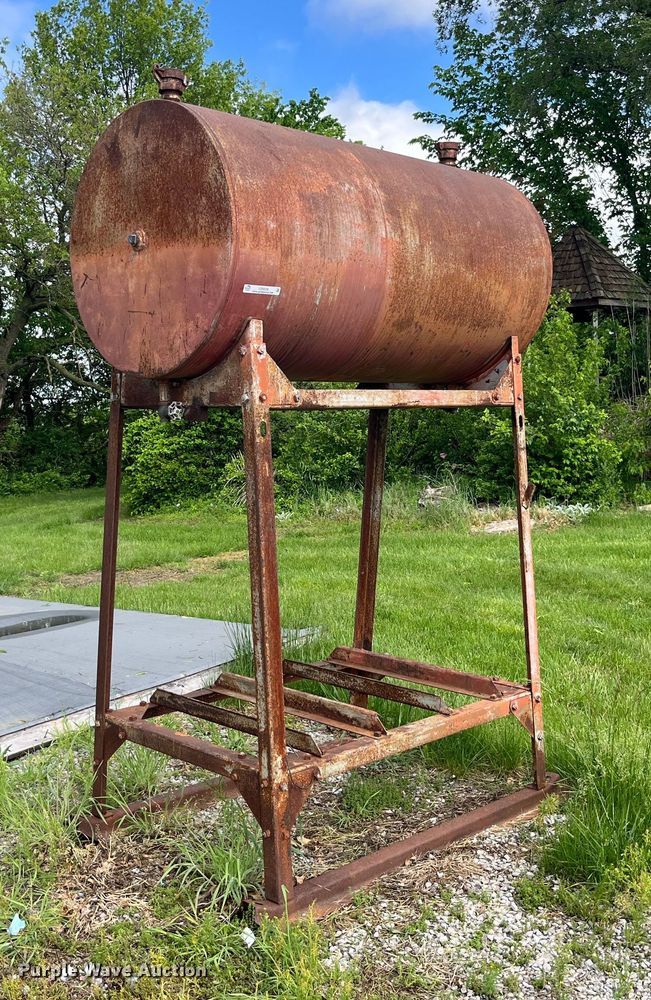 image for item LD9529 Butler Built fuel tank 