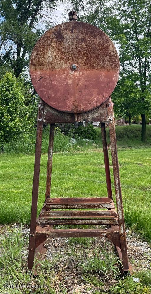 image for item LD9529 Butler Built fuel tank 