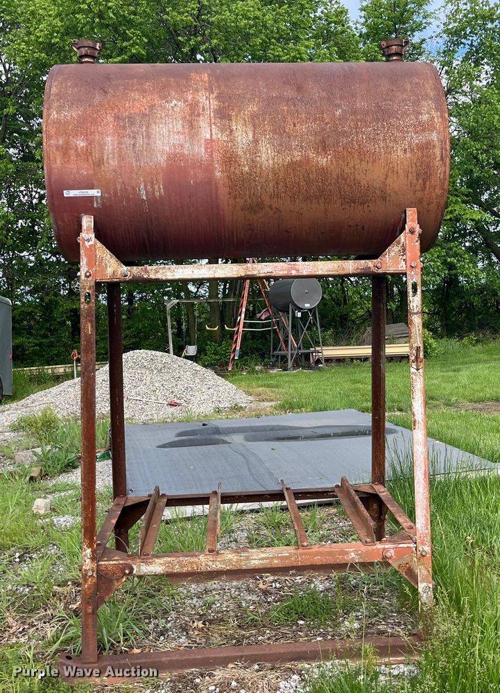 image for item LD9529 Butler Built fuel tank 