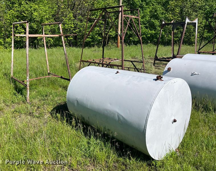 image for item LD9530 Fuel tank