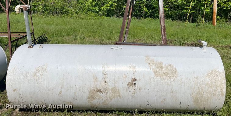 image for item LD9532 Fuel tank