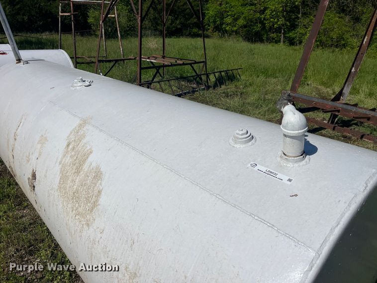 image for item LD9532 Fuel tank